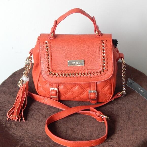 NWT BCBG PARIS Red Faux Leather Quilted Shoulder Bag Flap Chain Link Tassel - Picture 1 of 16